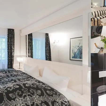 Forsthaus Woernbrunn Hotel 4*