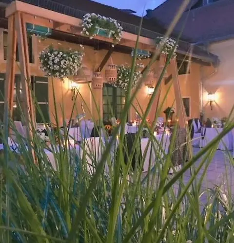 Forsthaus Woernbrunn Grünwald