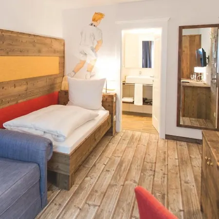 Forsthaus Woernbrunn ホテル 4*