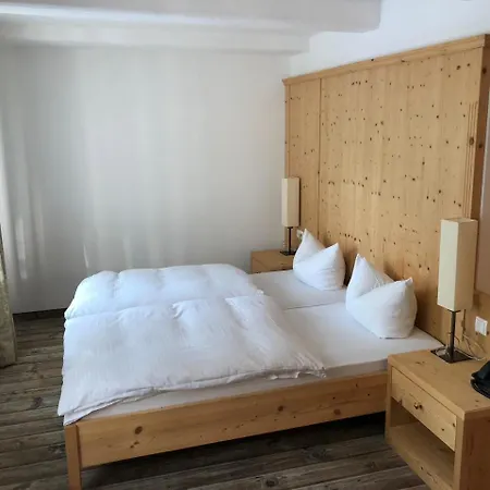 ホテル Forsthaus Woernbrunn 4*