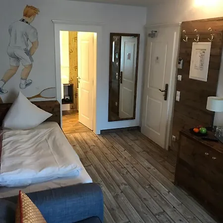 Forsthaus Woernbrunn Hotel 4*